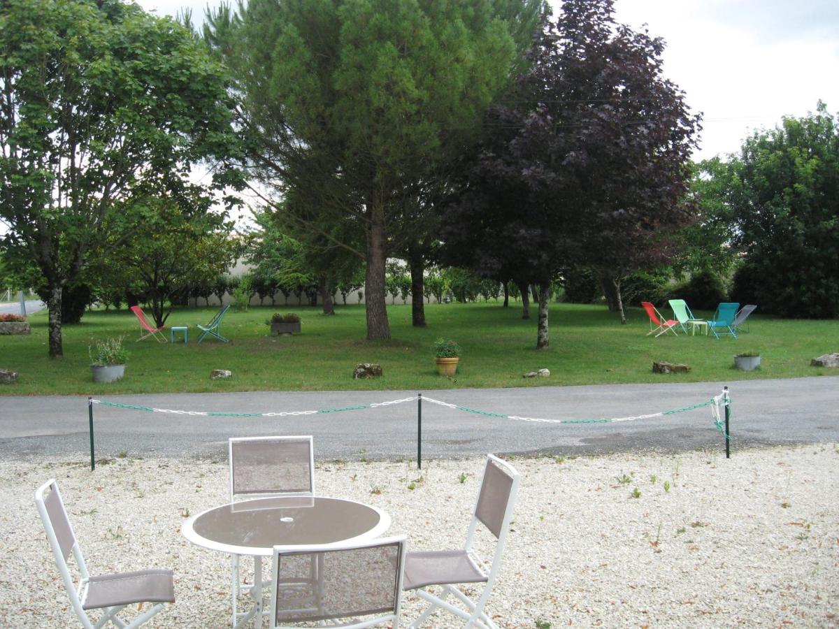 Gite Le Cozillon Cozes Kültér fotó